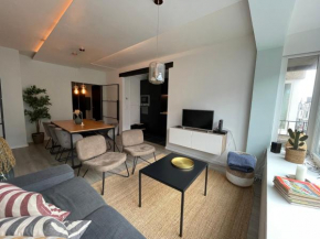 Cosy & bright apartment in Belle Epoque-area